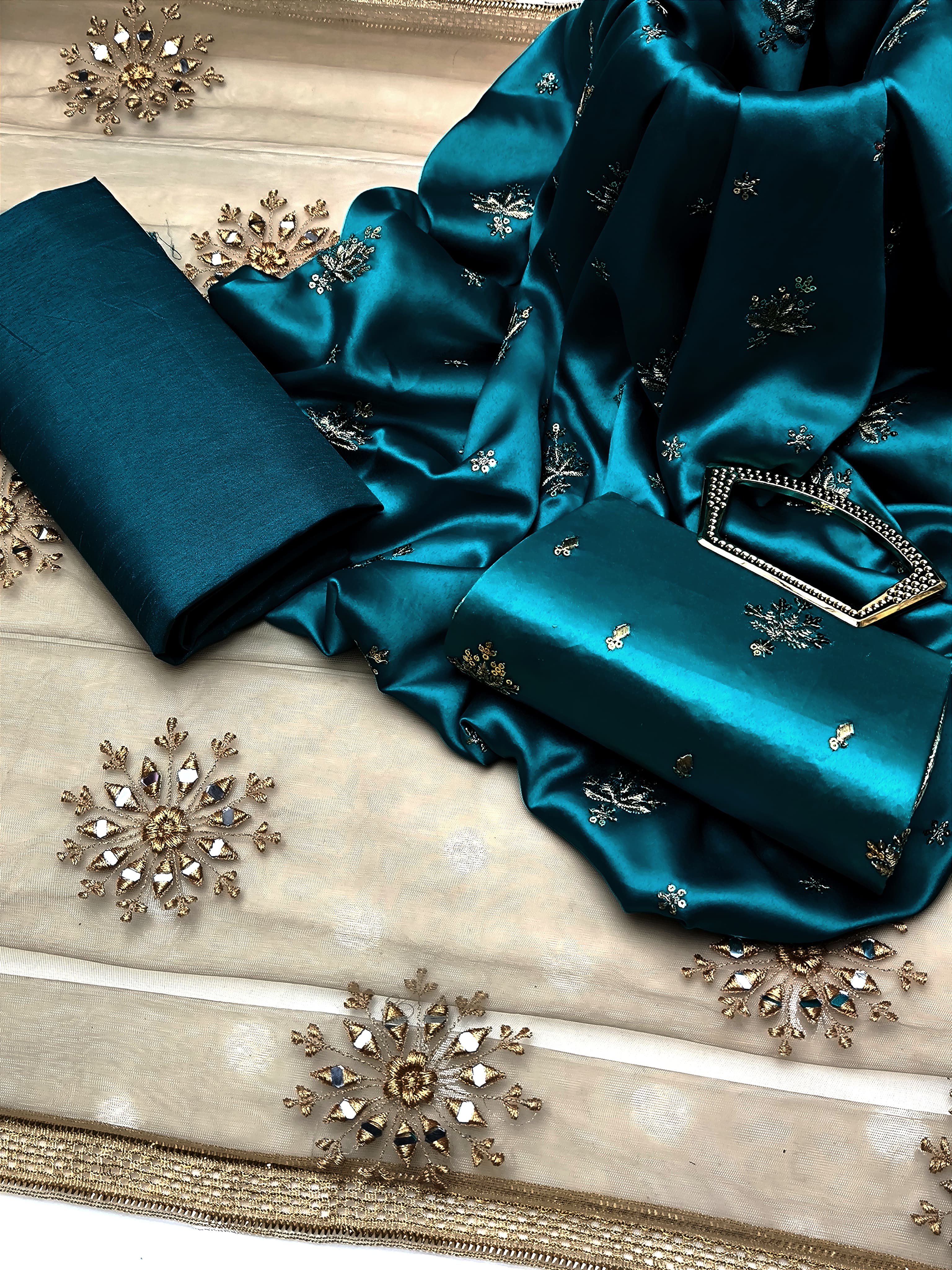 3pc fancy collection with free clutch