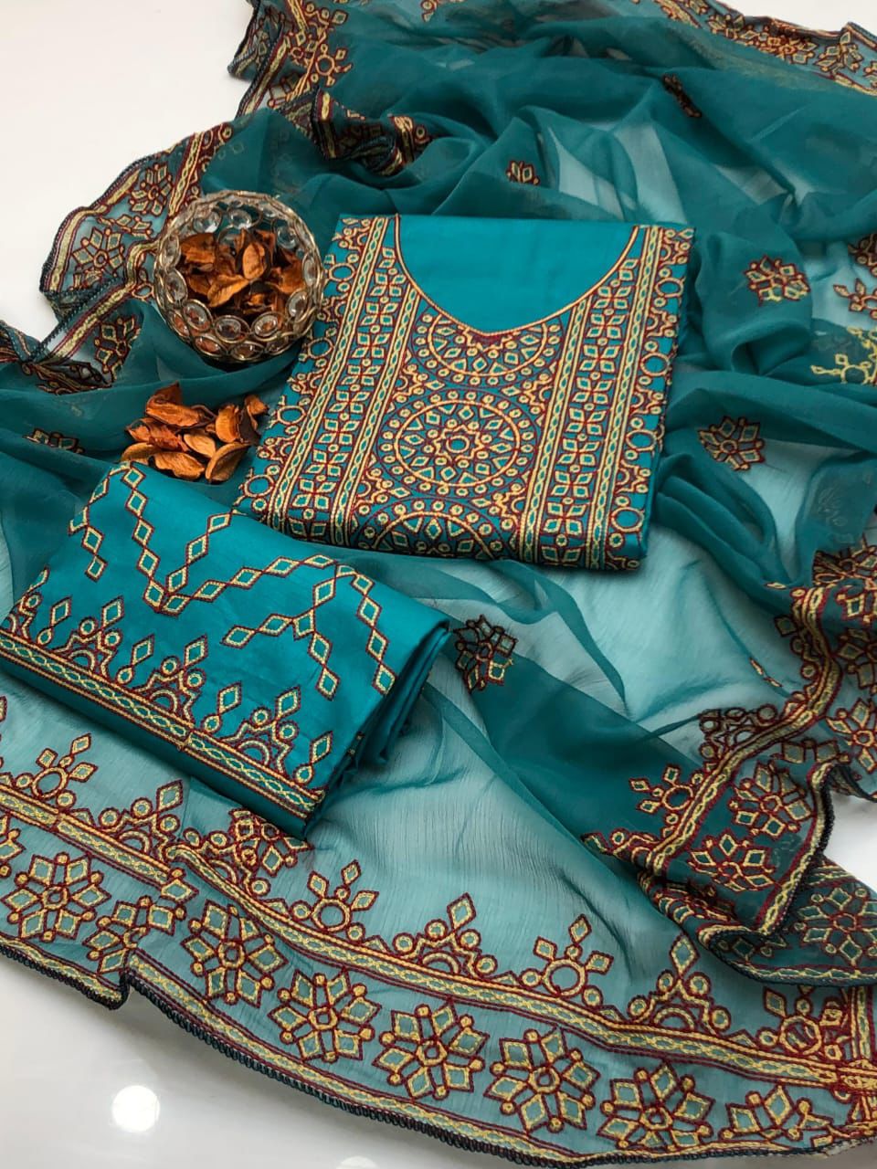 Lawn Ari Balochi 3-Piece Dress | Handcrafted Summer Collection