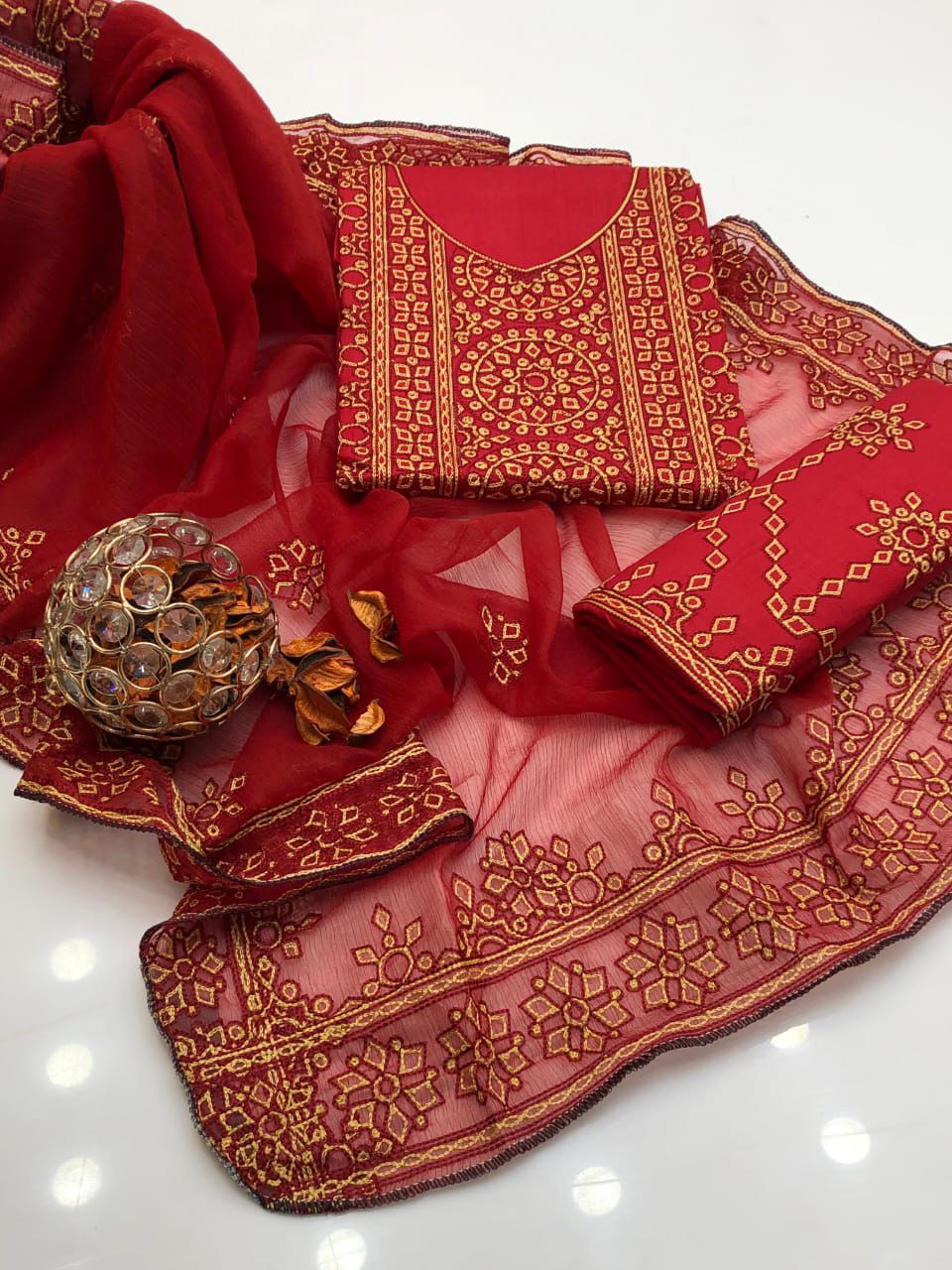 Lawn Ari Balochi 3-Piece Dress | Handcrafted Summer Collection